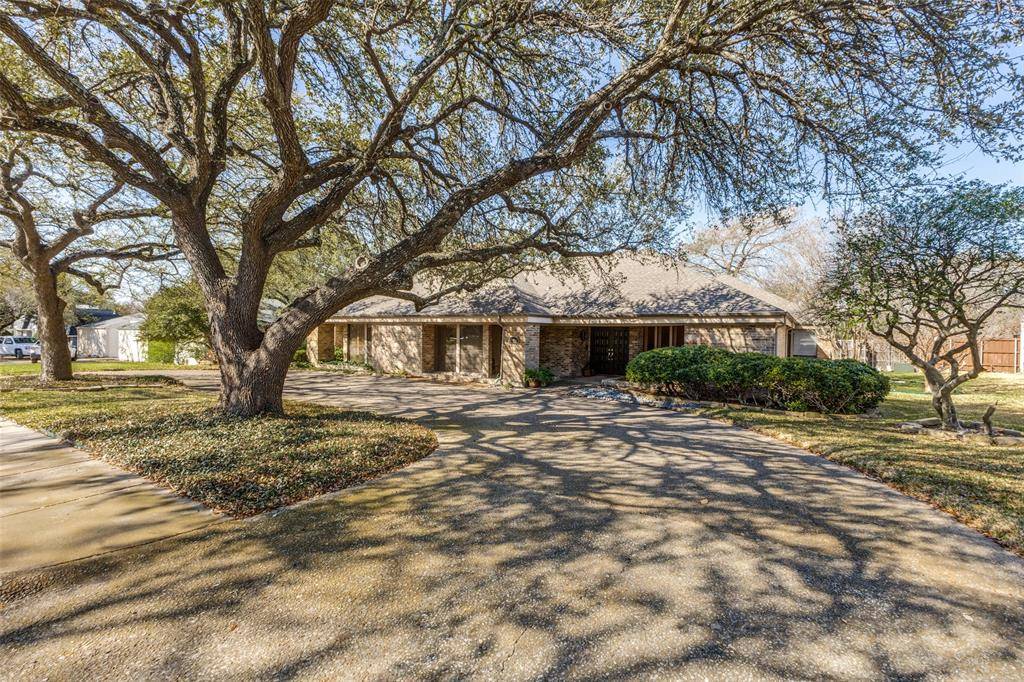 17011 Graystone Drive, Dallas, TX 75248