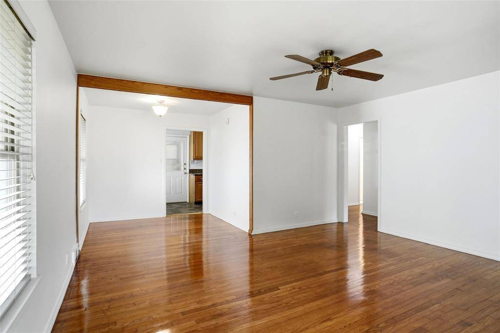 900 Emery Street, Denton, TX 76201