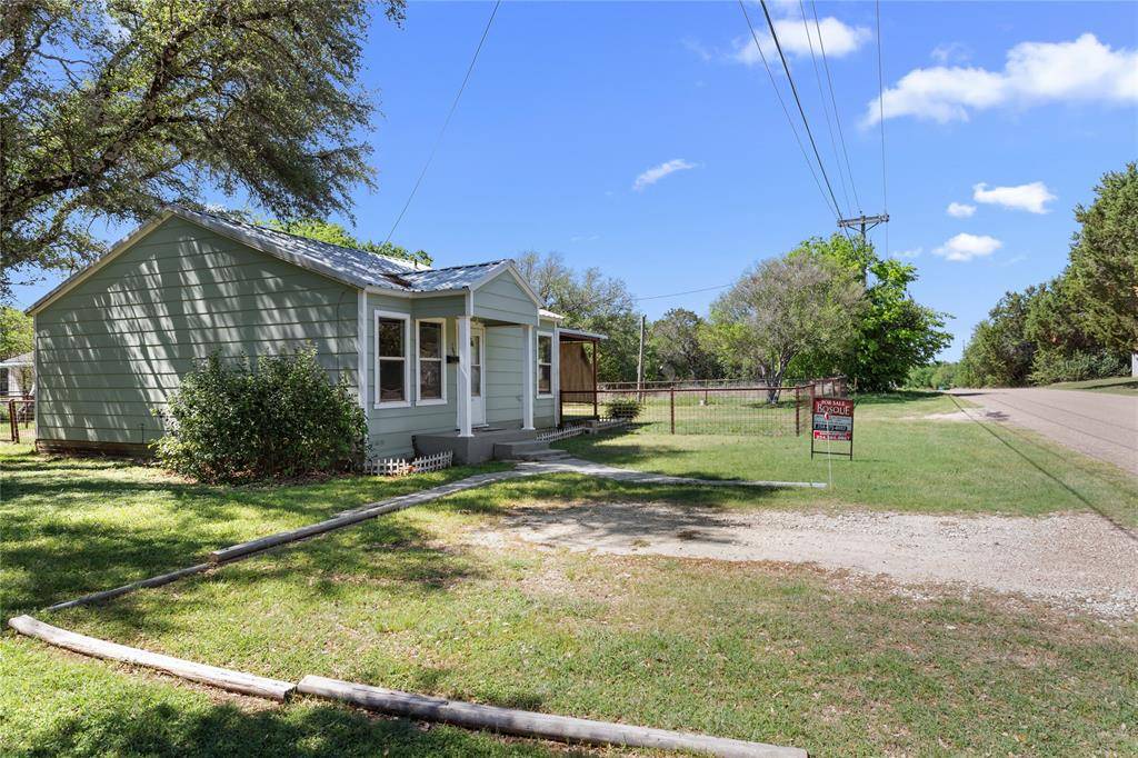 580 County Road 1743, Clifton, TX 76634
