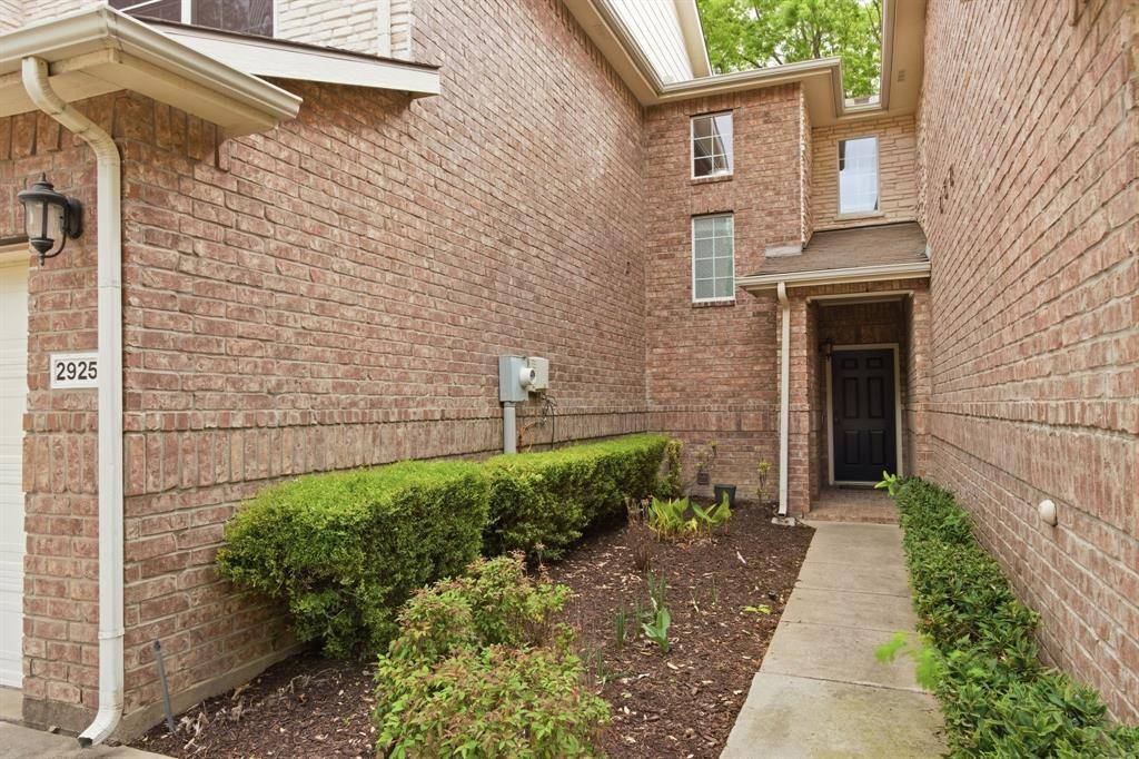 2925 Saint Andrews Drive, Lewisville, TX 75067