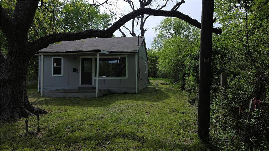 106 S Wilson Street, Ladonia, TX 75449