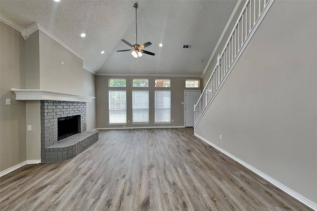 2400 Sunflower Lane, Flower Mound, TX 75028