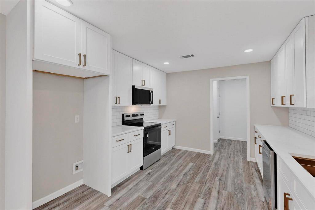 10833 Palace Way, Dallas, TX 75218