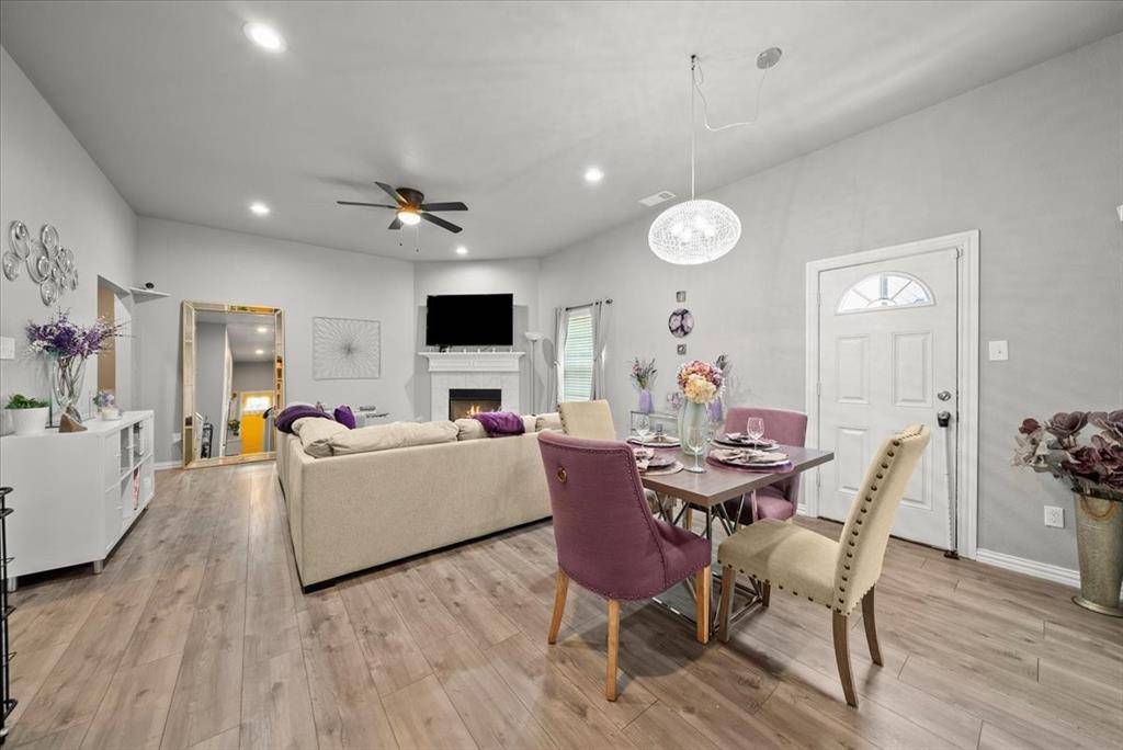 5312 Black Hawk Street, Dallas, TX 75212