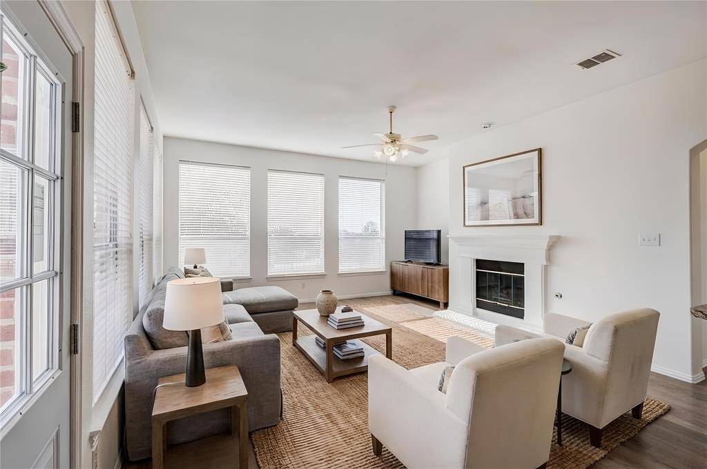 857 Dalmalley Lane, Coppell, TX 75019