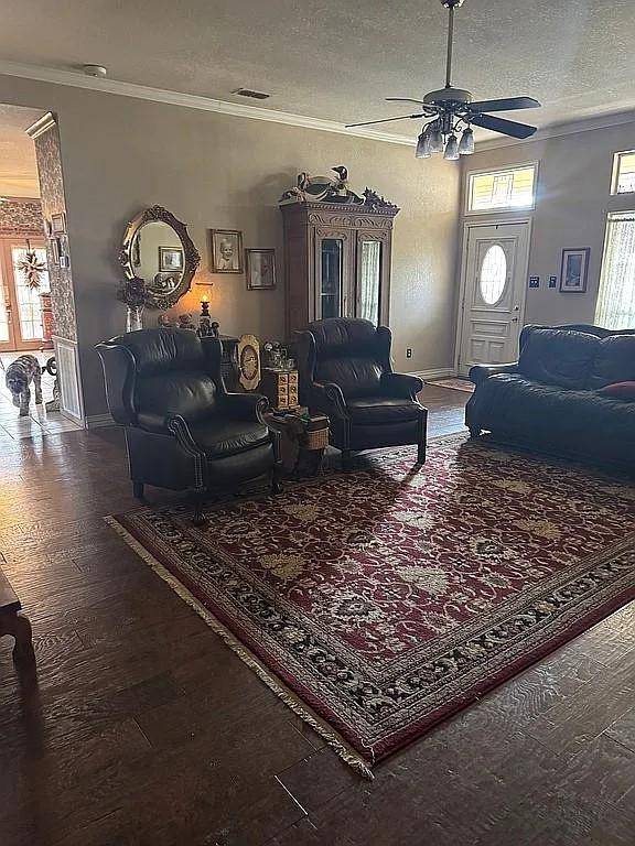 101 Golden Kinglet Lane, Cisco, TX 76437