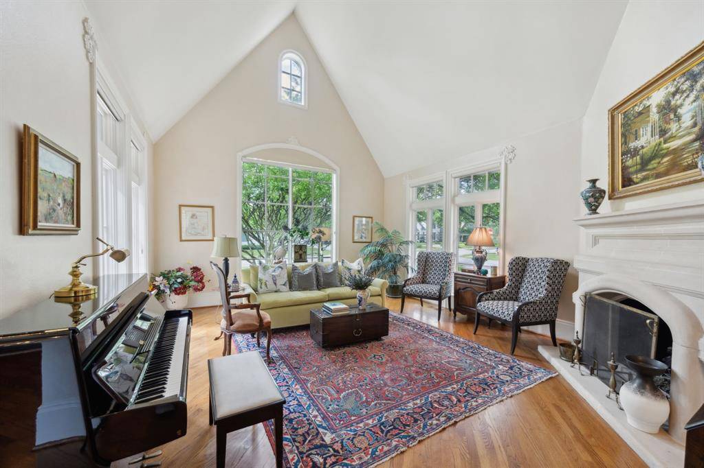 6707 Meadow Road, Dallas, TX 75230