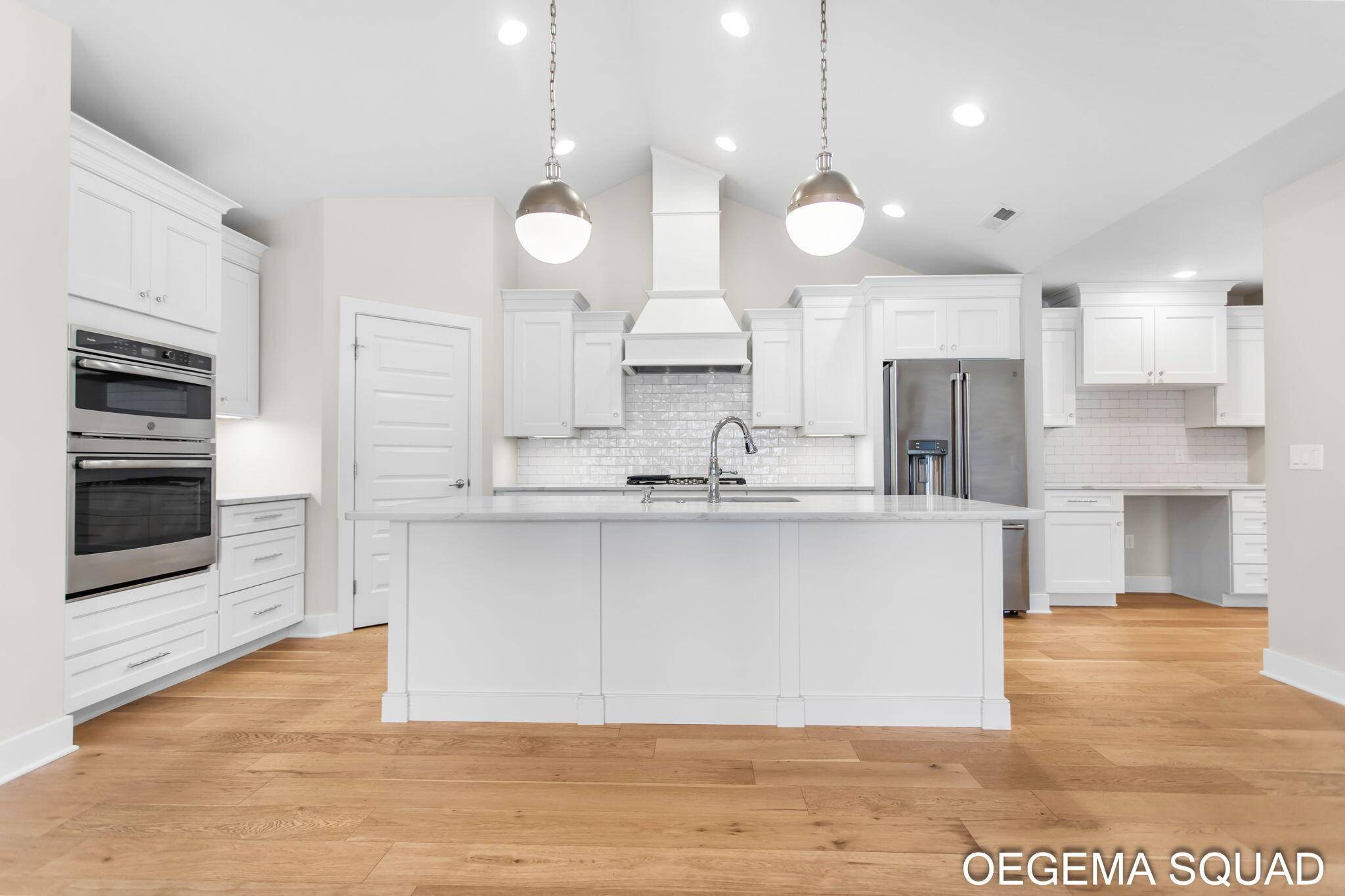 246 Janes View DR #14, Park Twp, MI 49424