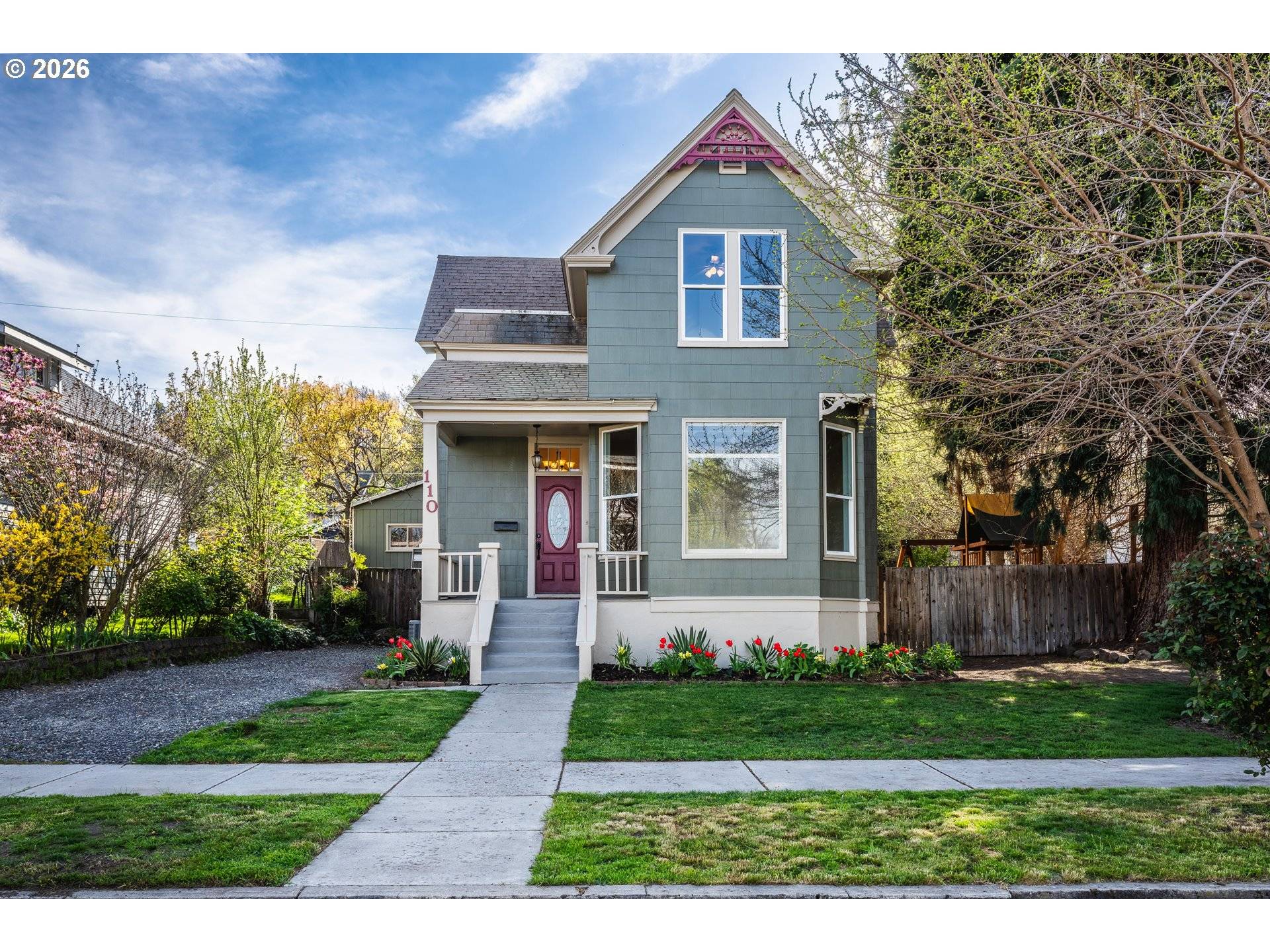 110 W 8TH ST, The Dalles, OR 97058