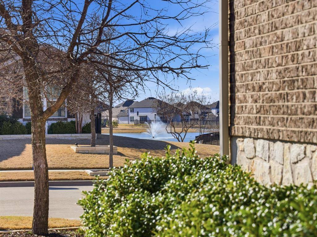 7609 Heritage Drive, Little Elm, TX 76227