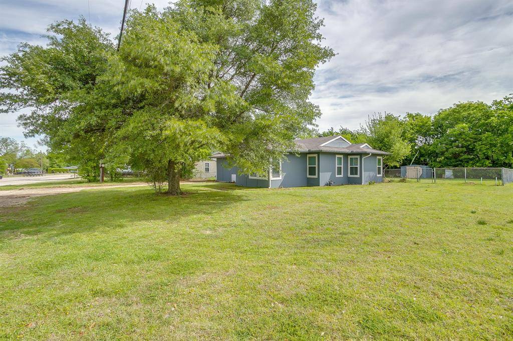 500 N Main Street, Joshua, TX 76058