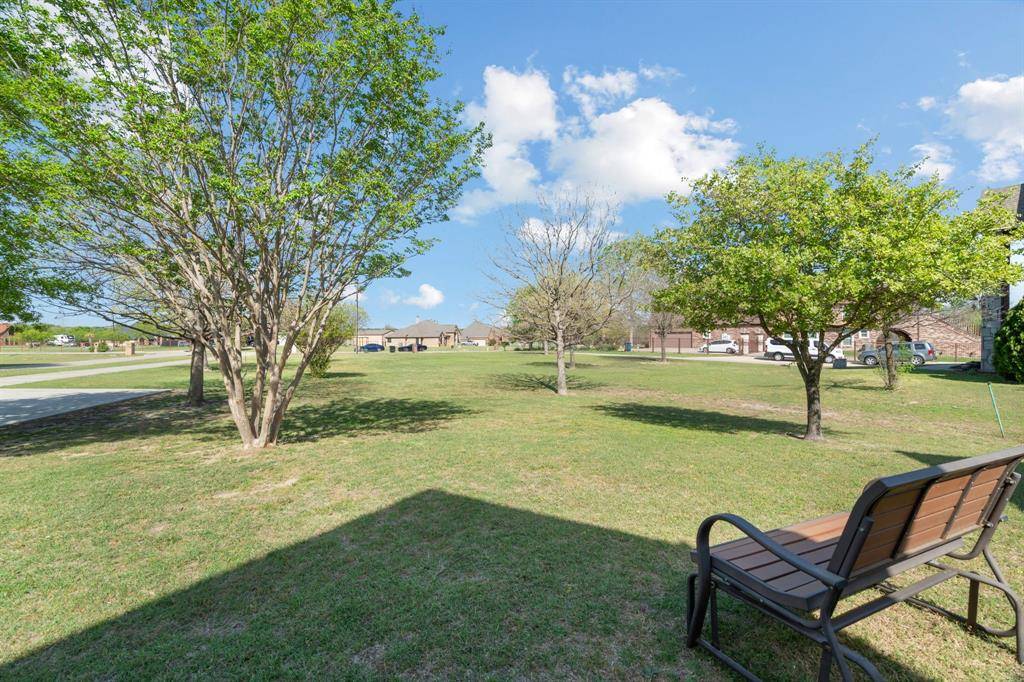 112 Waterfall Court, Azle, TX 76020