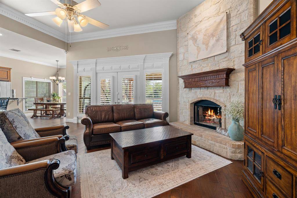 112 Waterfall Court, Azle, TX 76020