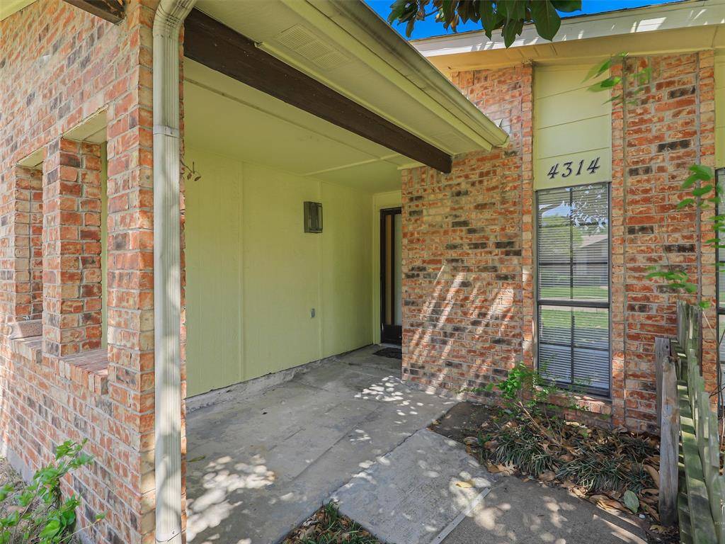 4314 Arrowwood Street, Mesquite, TX 75150