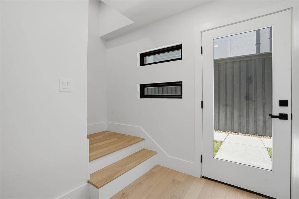 4526 Cabell Drive #104, Dallas, TX 75204