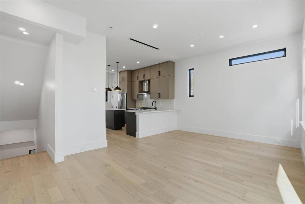 4526 Cabell Drive #104, Dallas, TX 75204