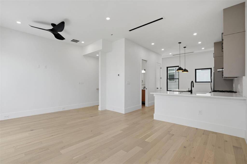 4526 Cabell Drive #104, Dallas, TX 75204