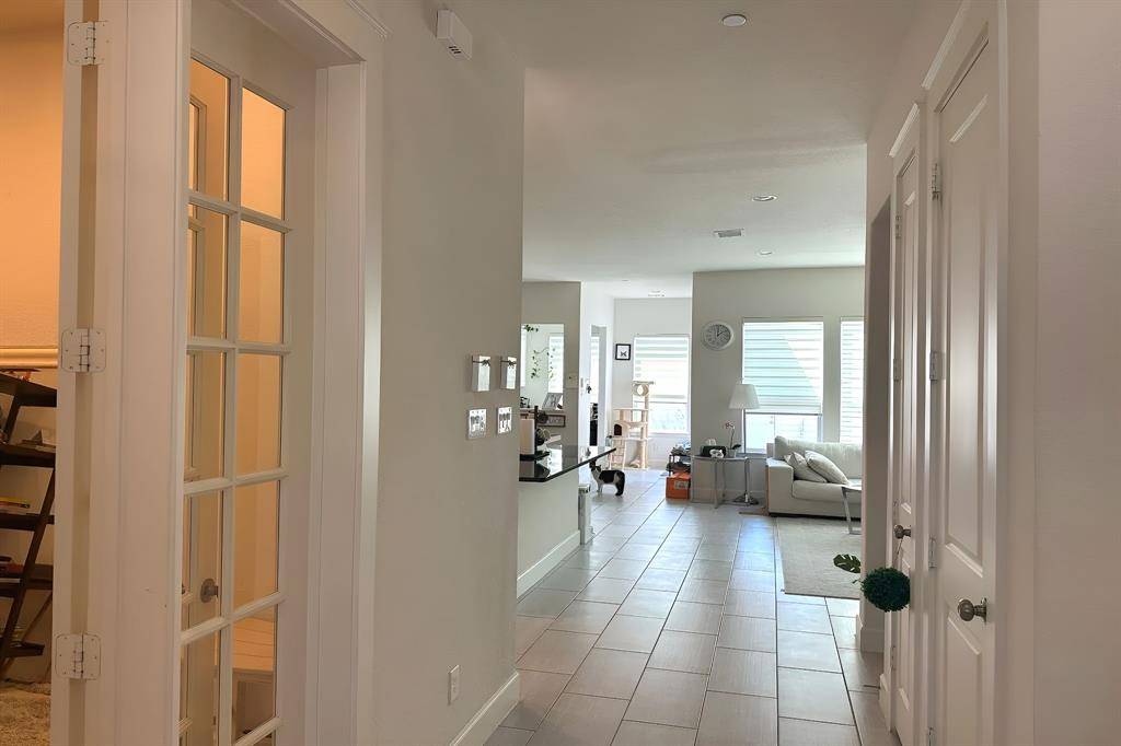 1140 Peacock Boulevard, Carrollton, TX 75007