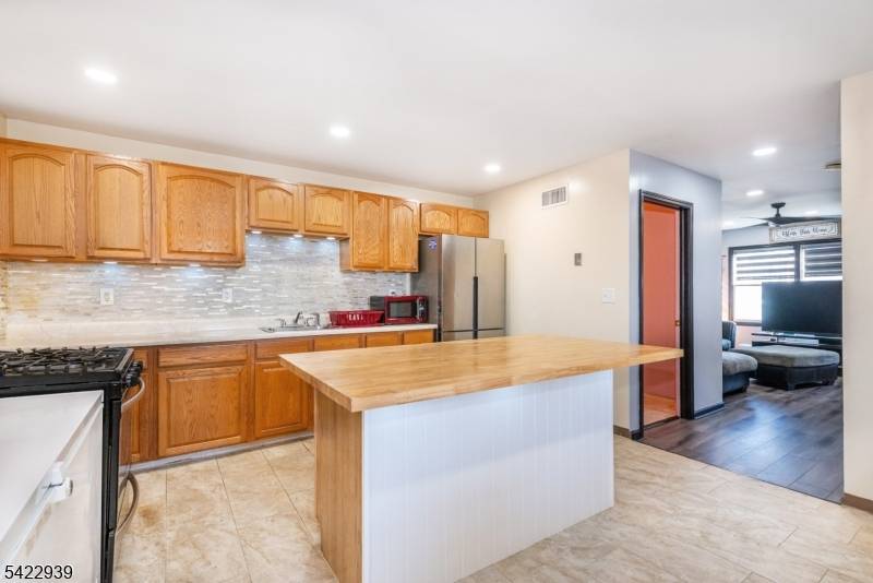 67-69 Cliff St, Paterson City, NJ 07522