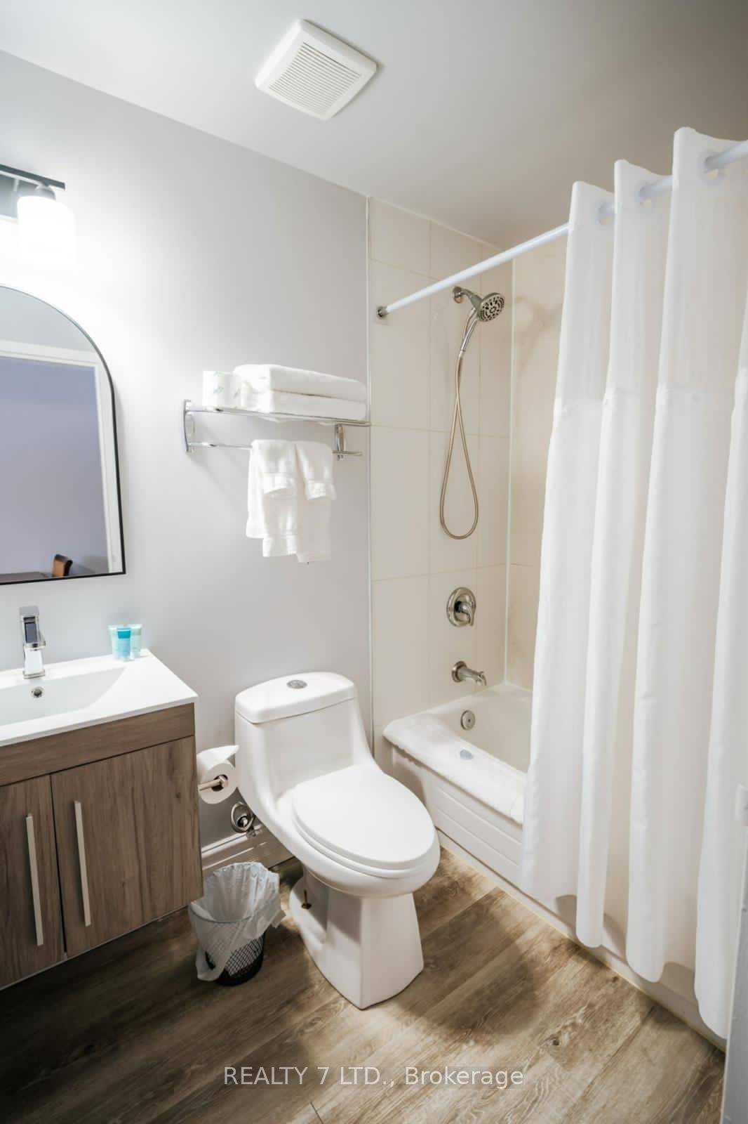 14276 Highway 41, Cloyne RD, Addington Highlands, ON K0H 1K0