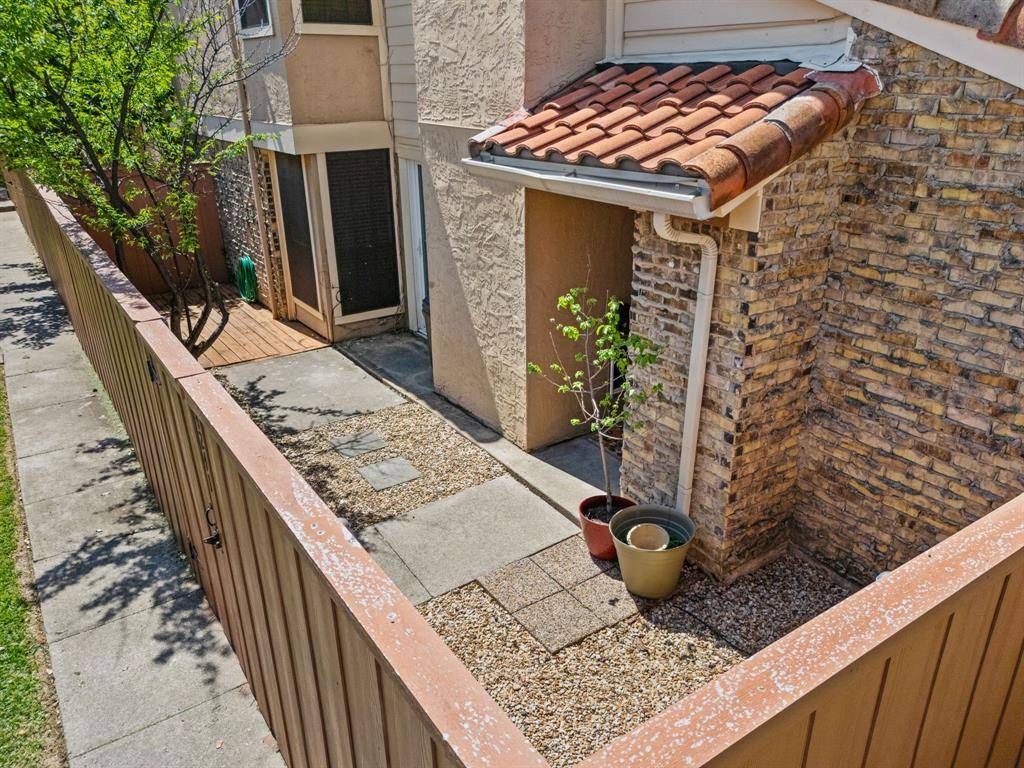 4241 Madera Road #4, Irving, TX 75038