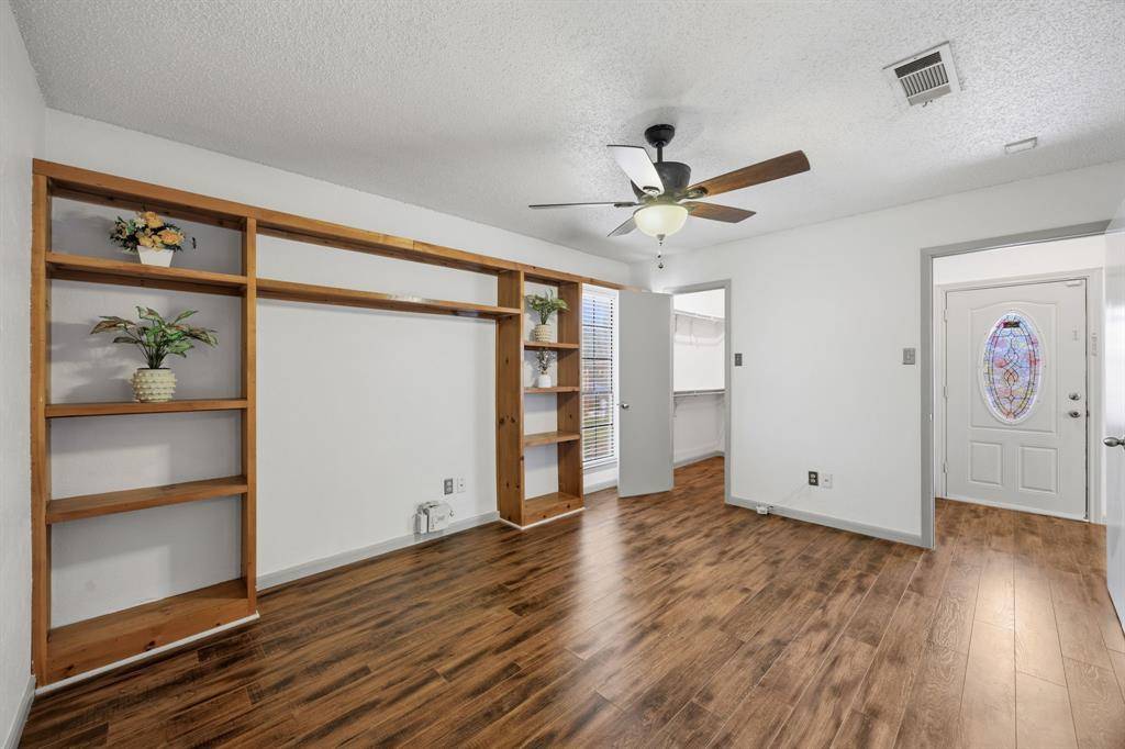 4241 Madera Road #4, Irving, TX 75038