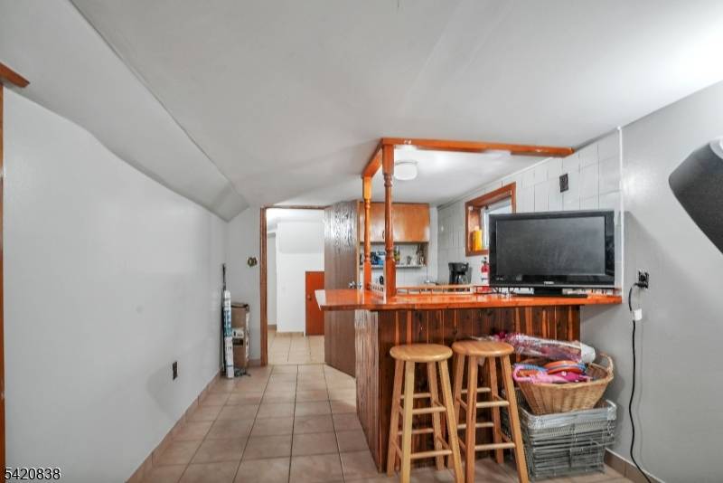 752-754 S Broad St, Elizabeth City, NJ 07202