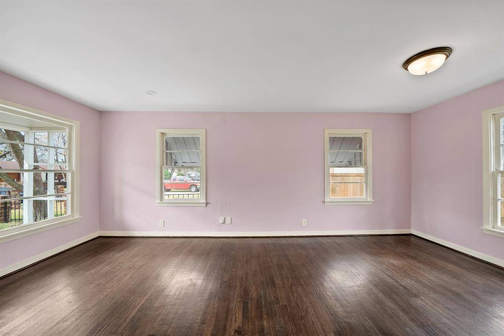 2351 NORWOOD Drive, Dallas, TX 75228