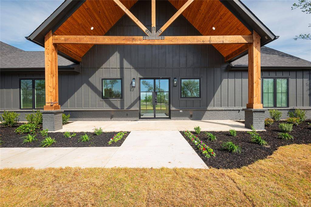 4863 County Road 1098, Celeste, TX 75423