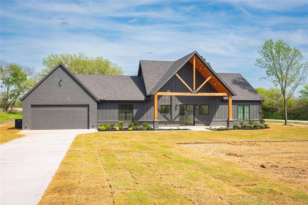 4863 County Road 1098, Celeste, TX 75423