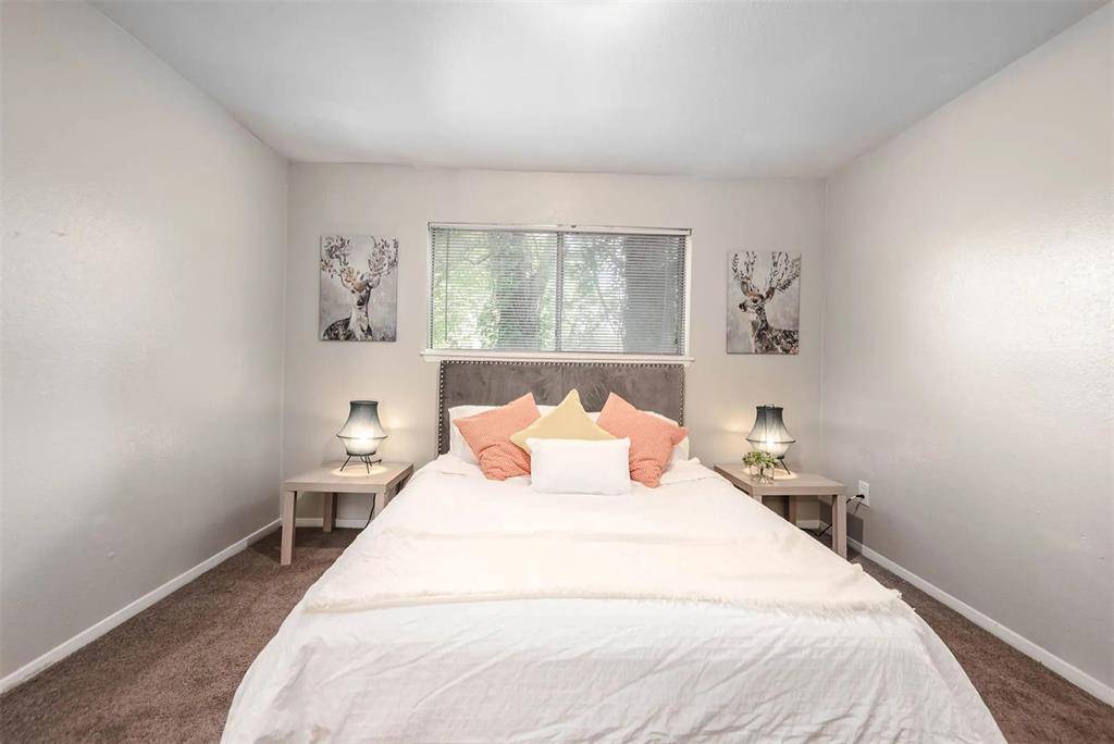 4422 Weaver Road #303, Houston, TX 77016