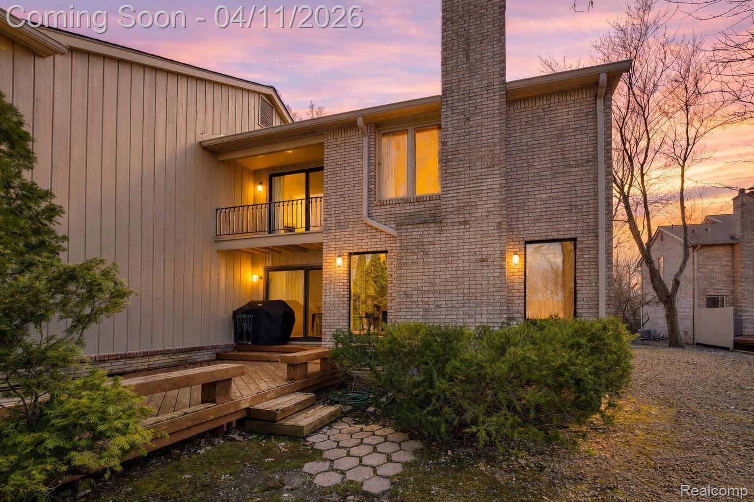 1157 Hillpointe CIR, Bloomfield Hills, MI 48304