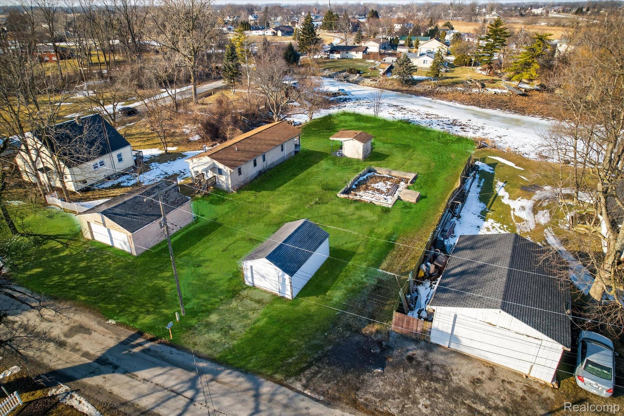 4925 Greenville RD, Berlin Charter Township, MI 48166