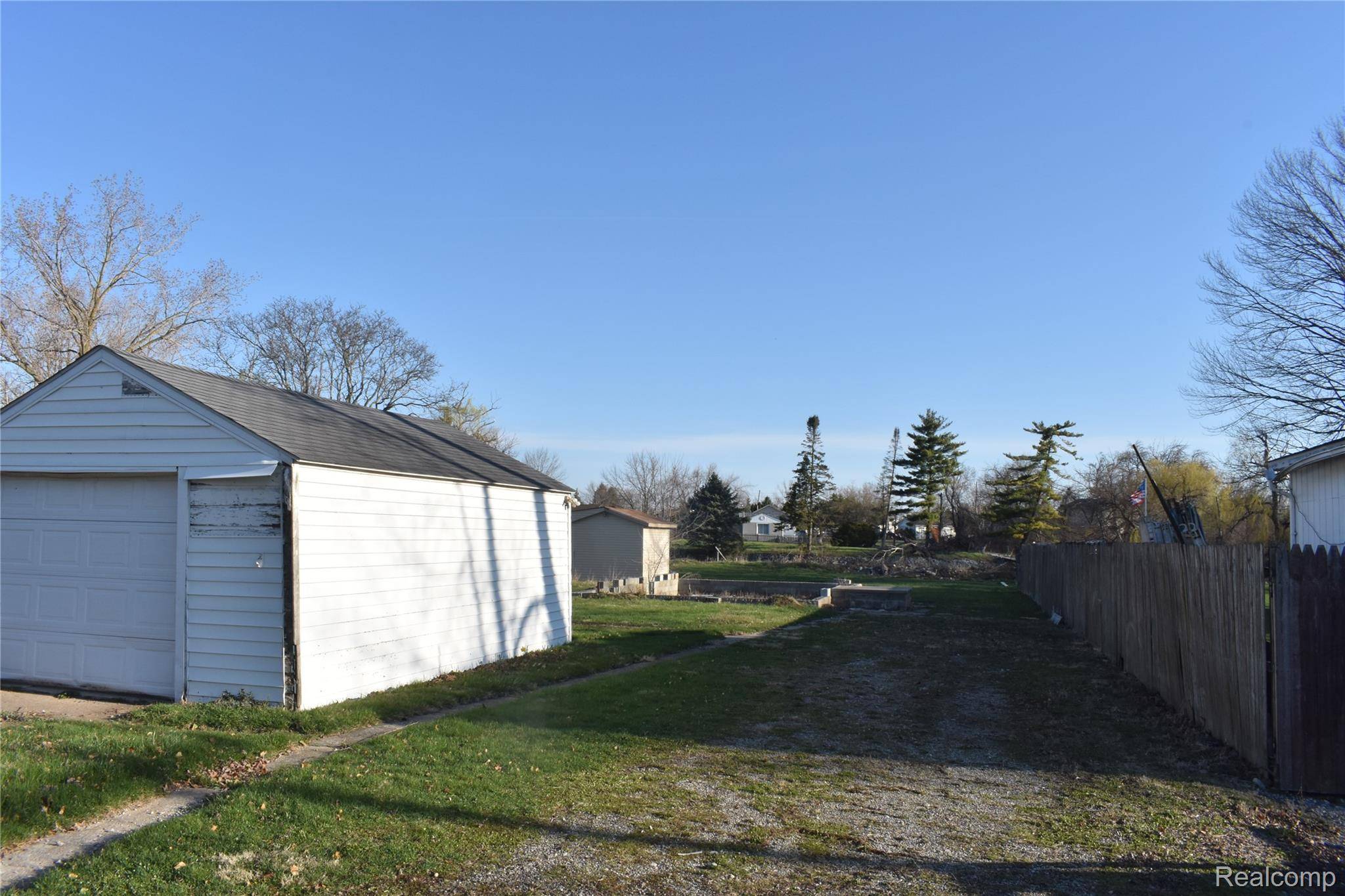 4925 Greenville RD, Berlin Charter Township, MI 48166