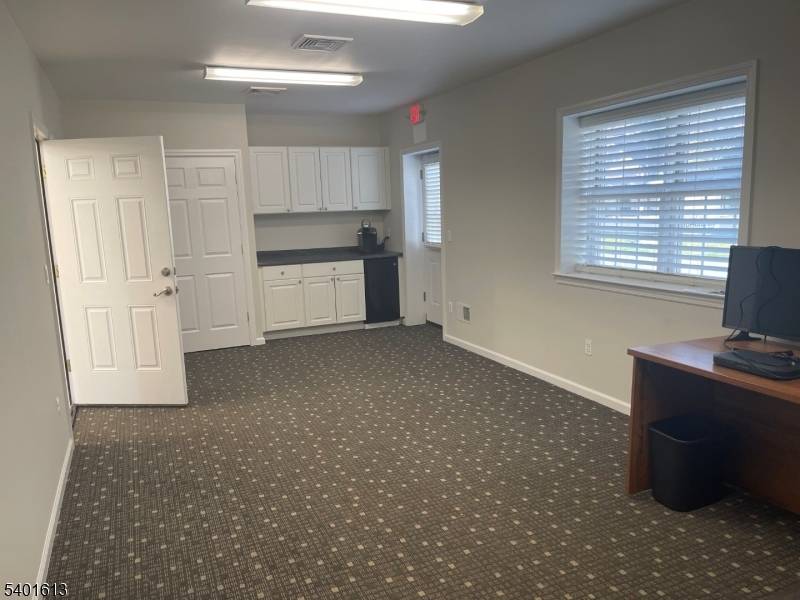 420 County Road 513, Califon Boro, NJ 07830