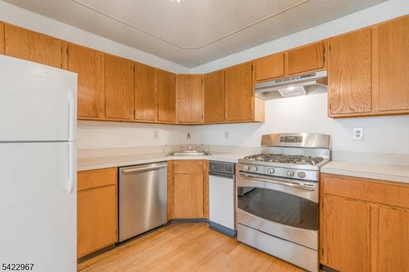 150 Woodward Ln, Bernards Twp., NJ 07920