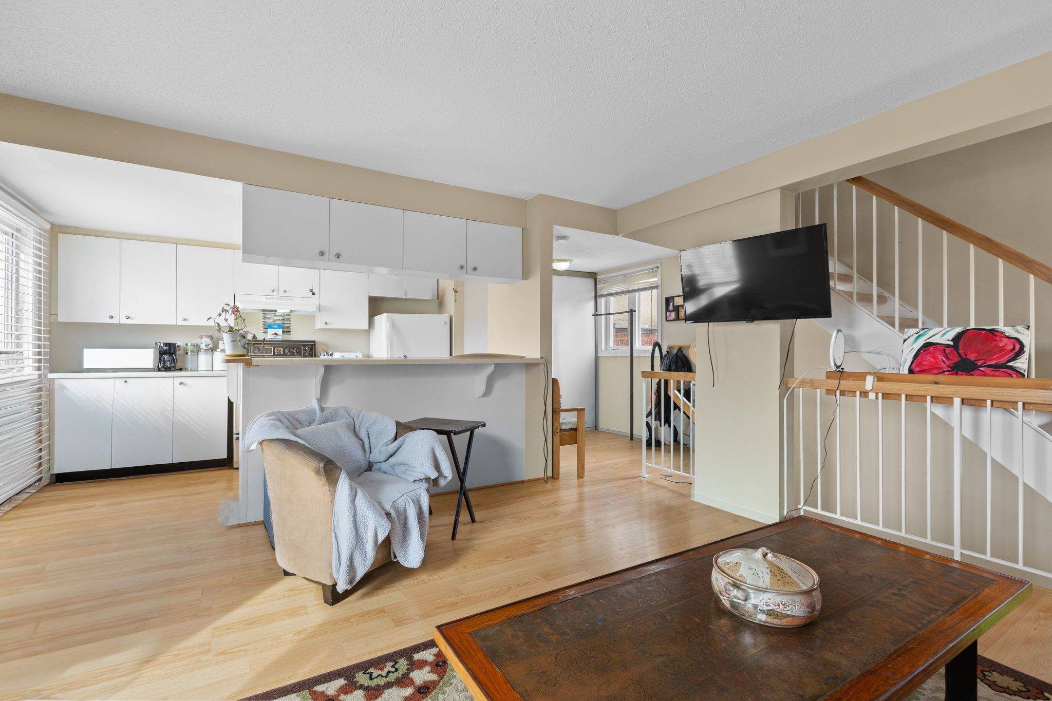 1204 Shillington AVE #8, Carlington - Central Park, ON K1Z 7Z4