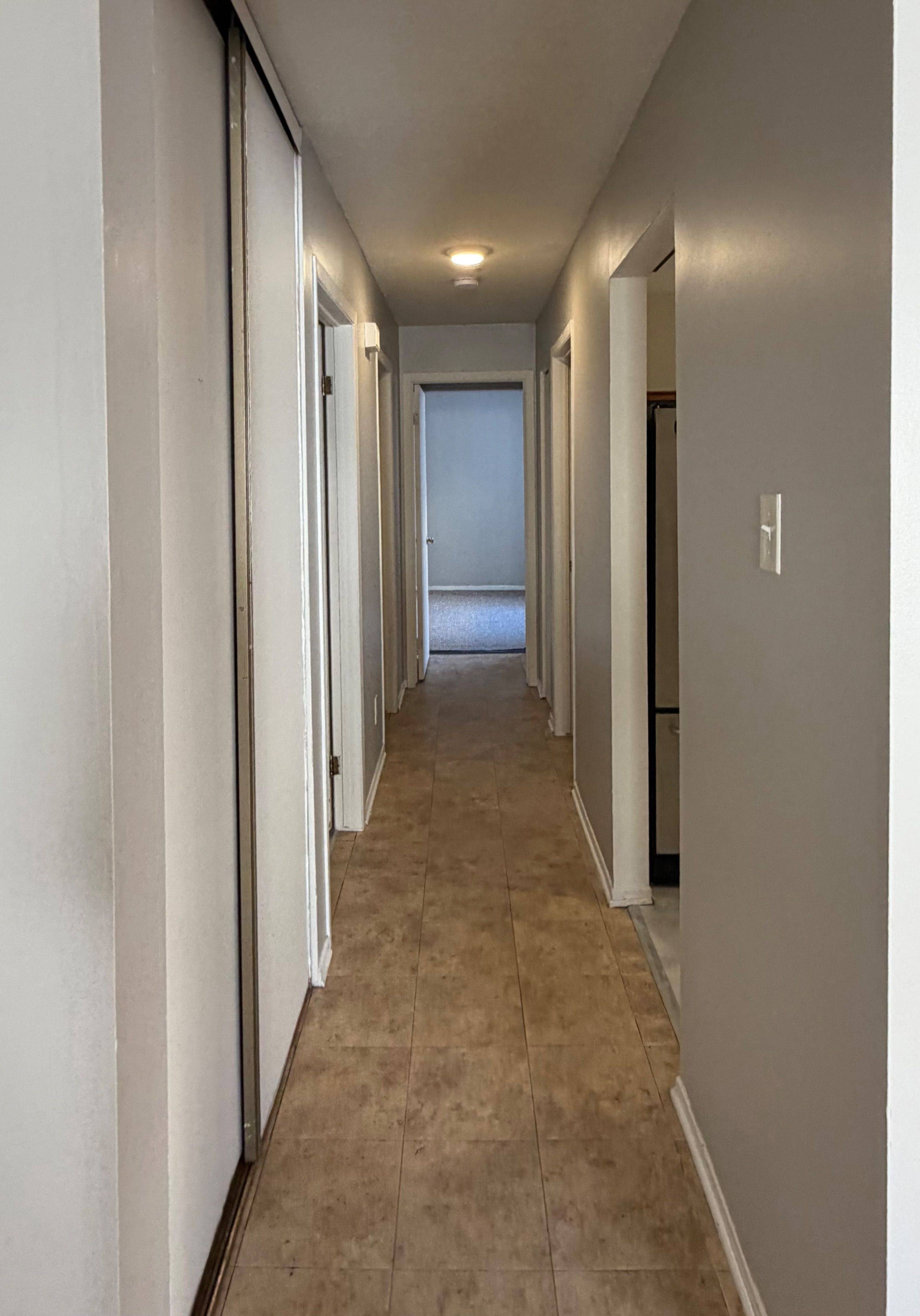 1033 Cummings AVE #E, Cyrville - Carson Grove - Pineview, ON K1J 9K6