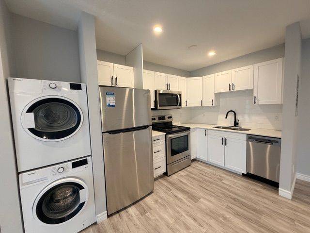 47 Orchard Heights DR #302, Chatham-kent, ON N7M 5R2