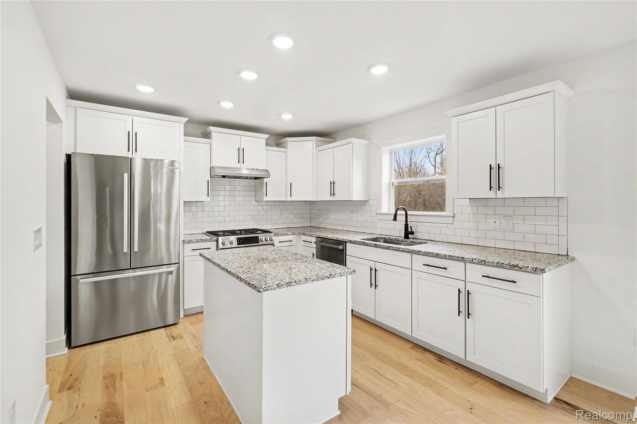 7294 River Rock DR, Davison Township, MI 48423