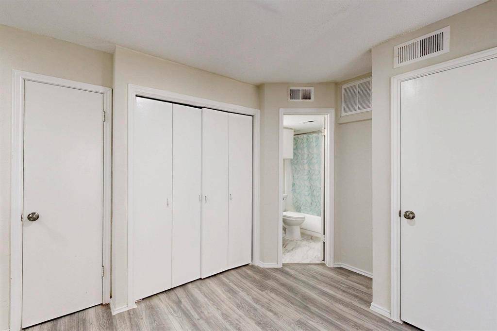 9520 Royal Lane #308, Dallas, TX 75243