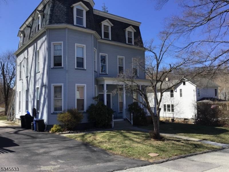14 Church St, Oxford Twp., NJ 07863
