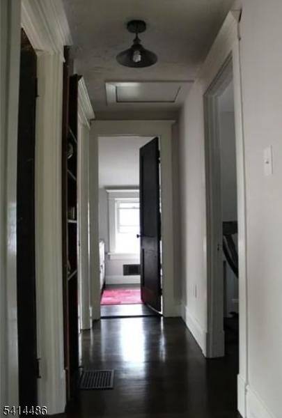 272 Lake Ave, Metuchen Boro, NJ 08840