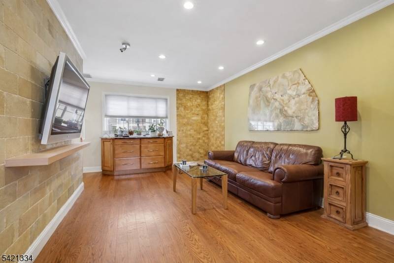 464 Meade St, City Of Orange Twp., NJ 07050