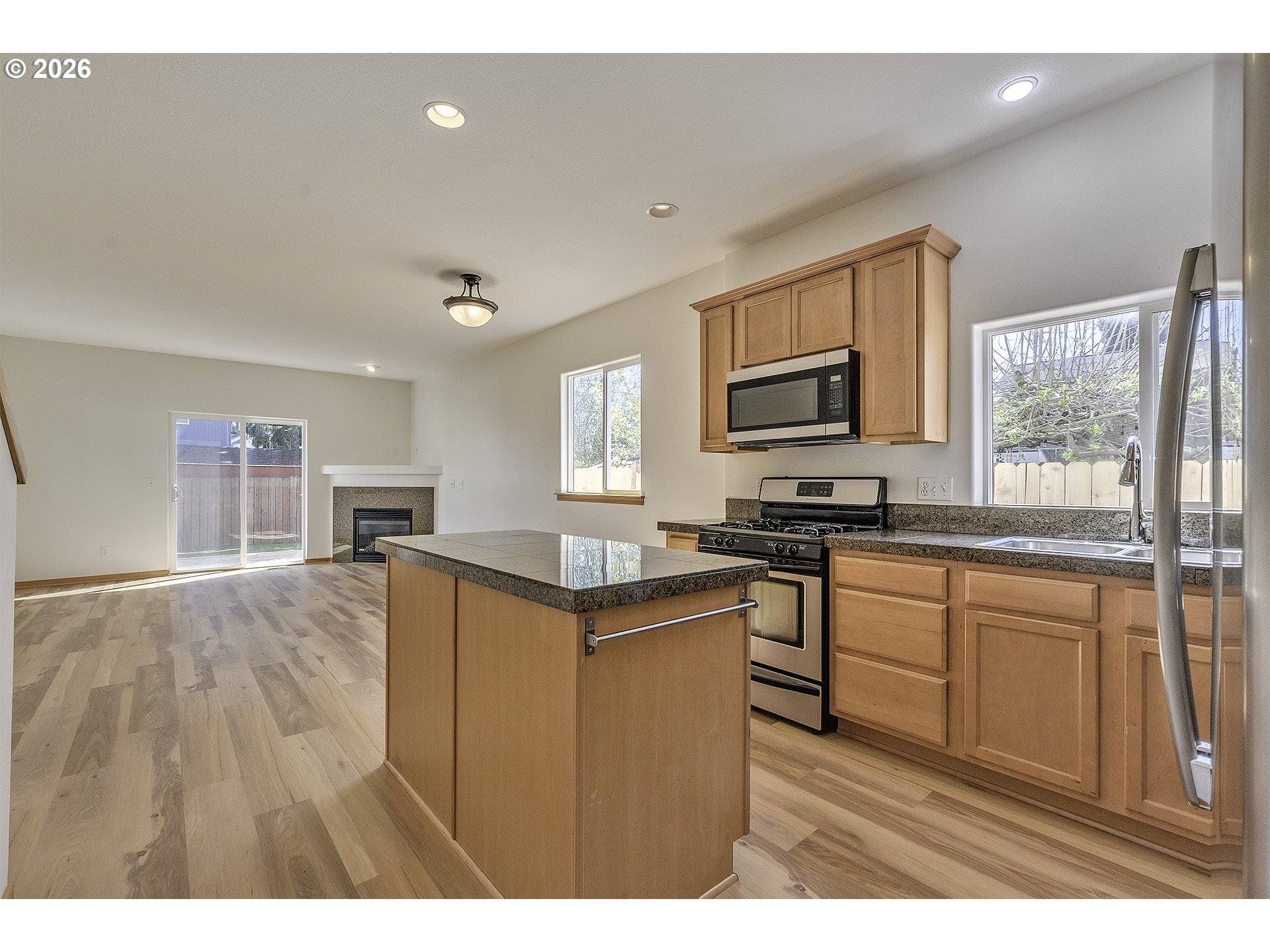 8806 N FISKE AVE, Portland, OR 97203