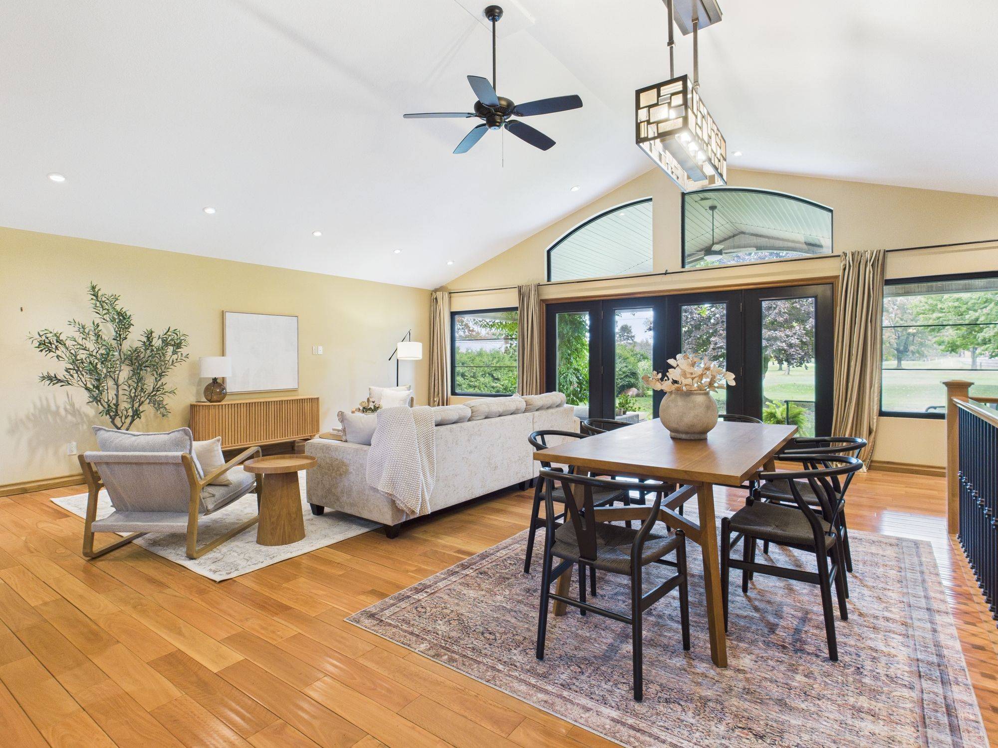203 Campbell CRES, Kincardine, ON N2Z 1B9