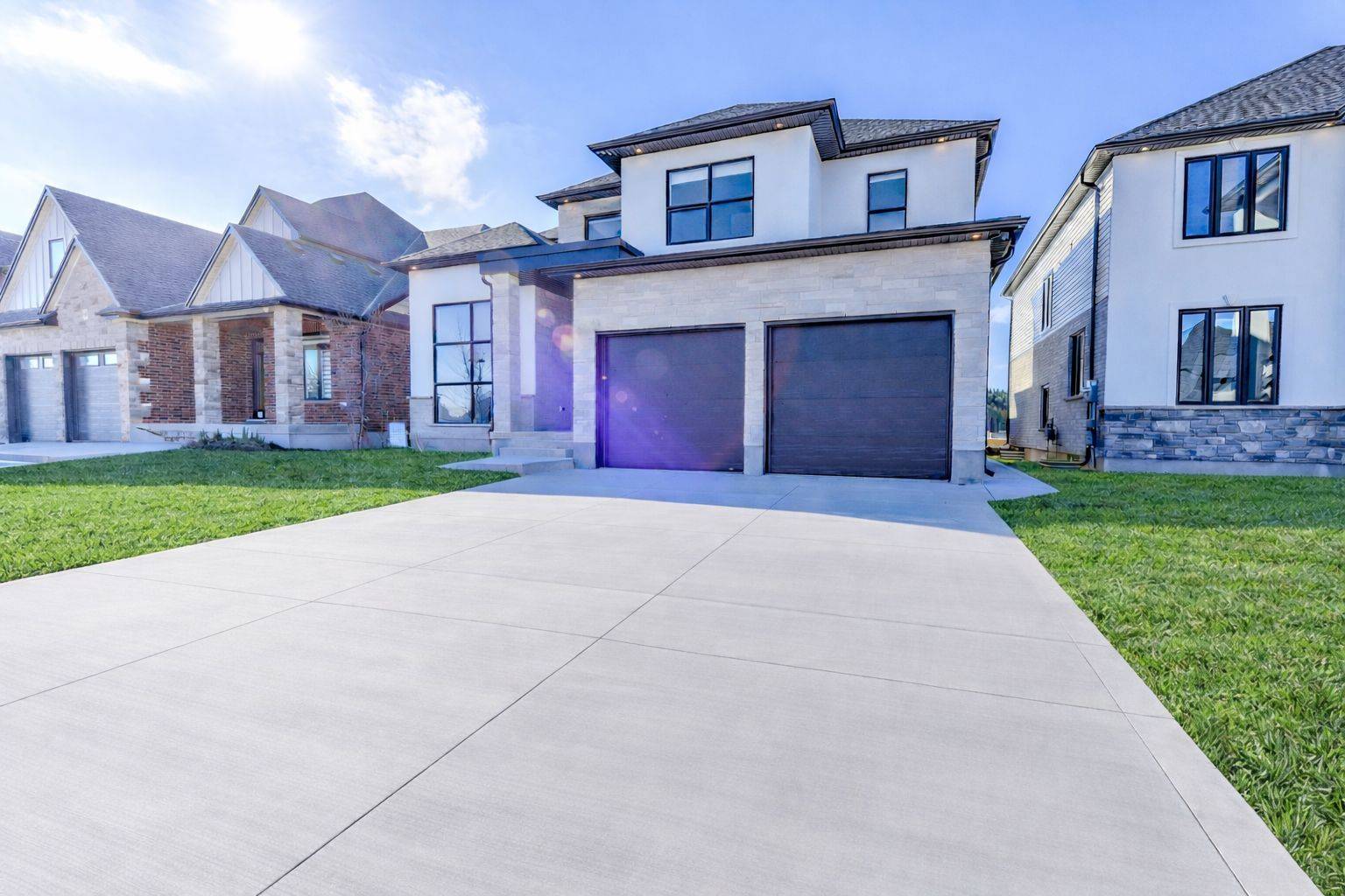 102 Silver Maple CIR, Thames Centre, ON N0M 2P0