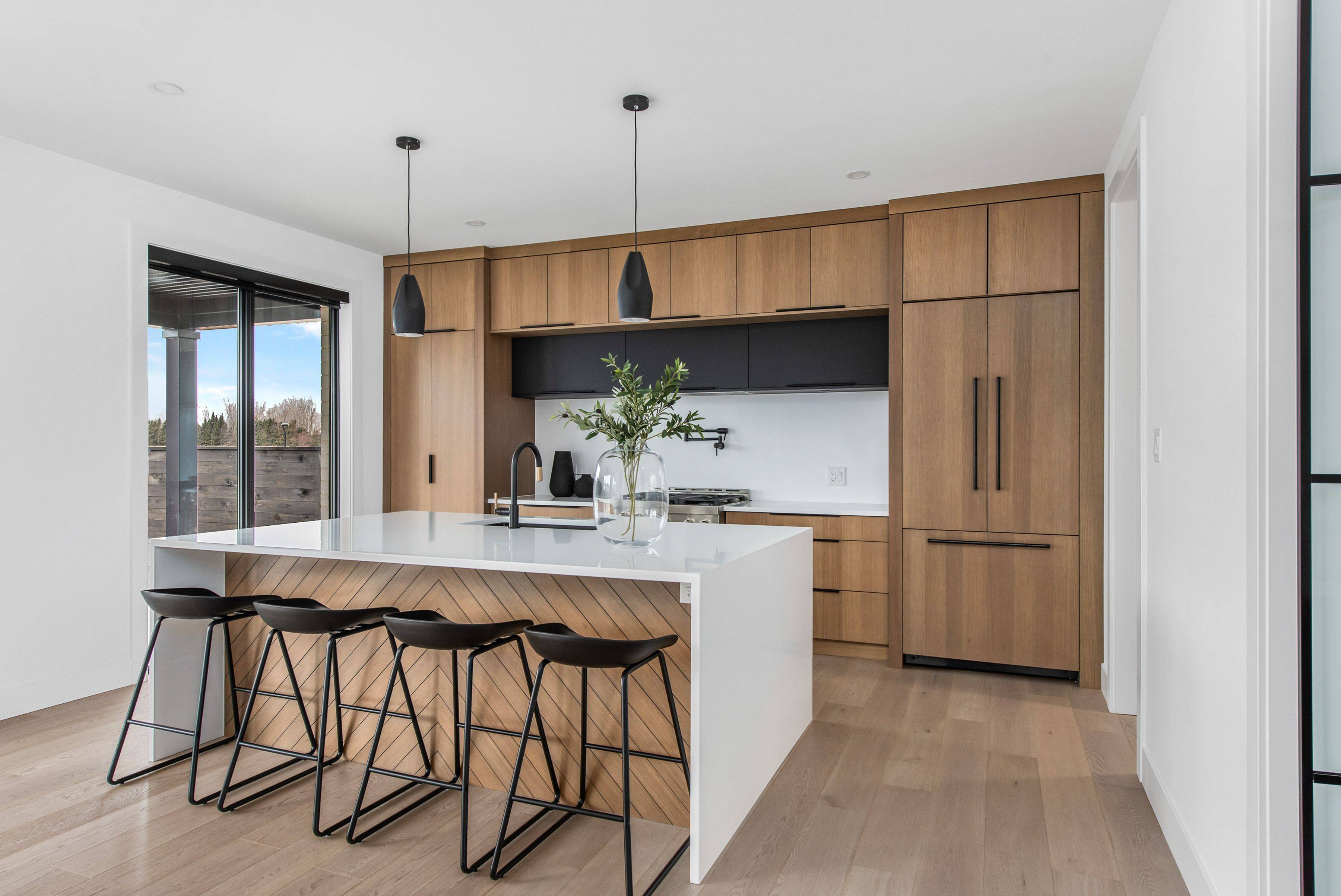 102 Silver Maple CIR, Thames Centre, ON N0M 2P0