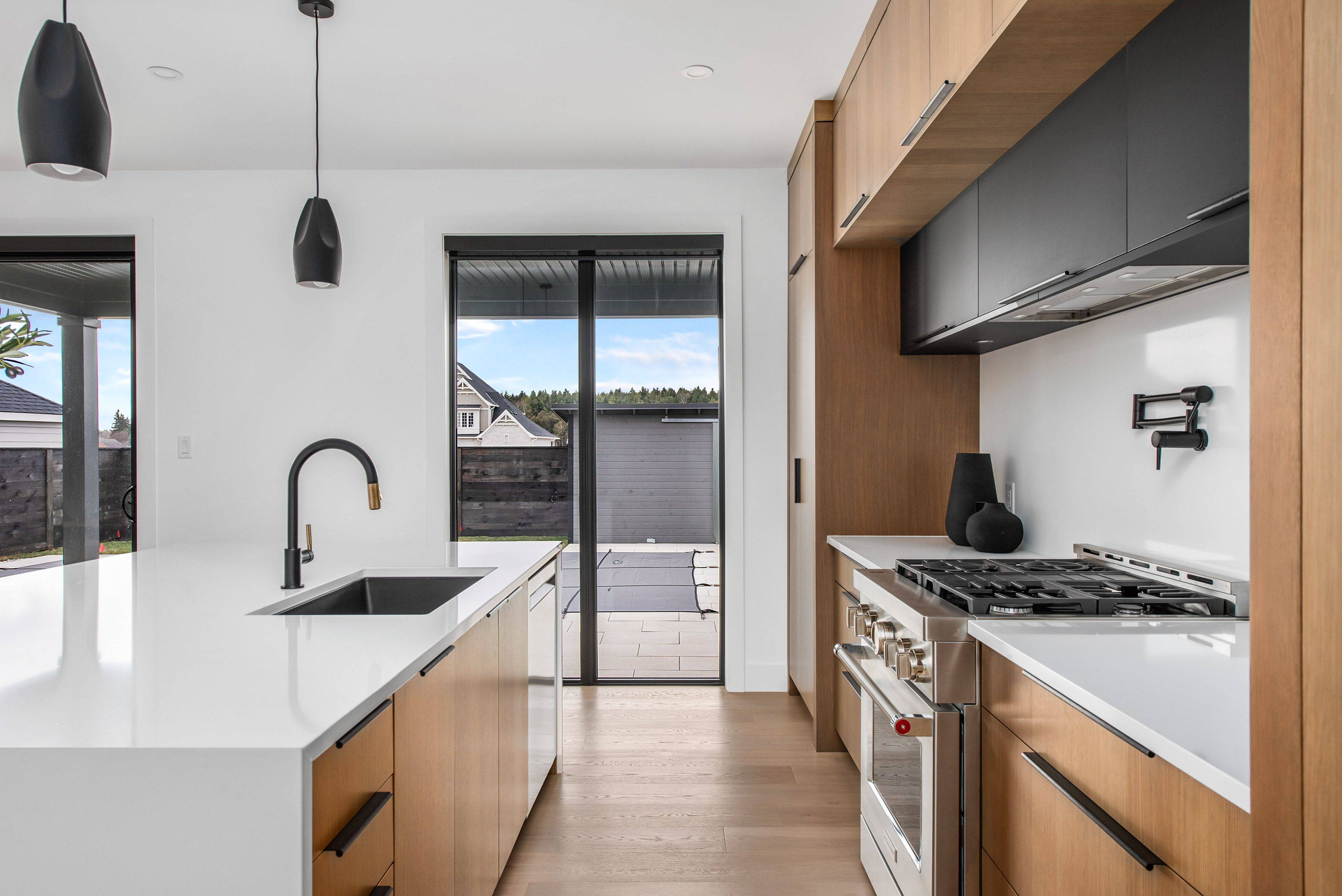 102 Silver Maple CIR, Thames Centre, ON N0M 2P0