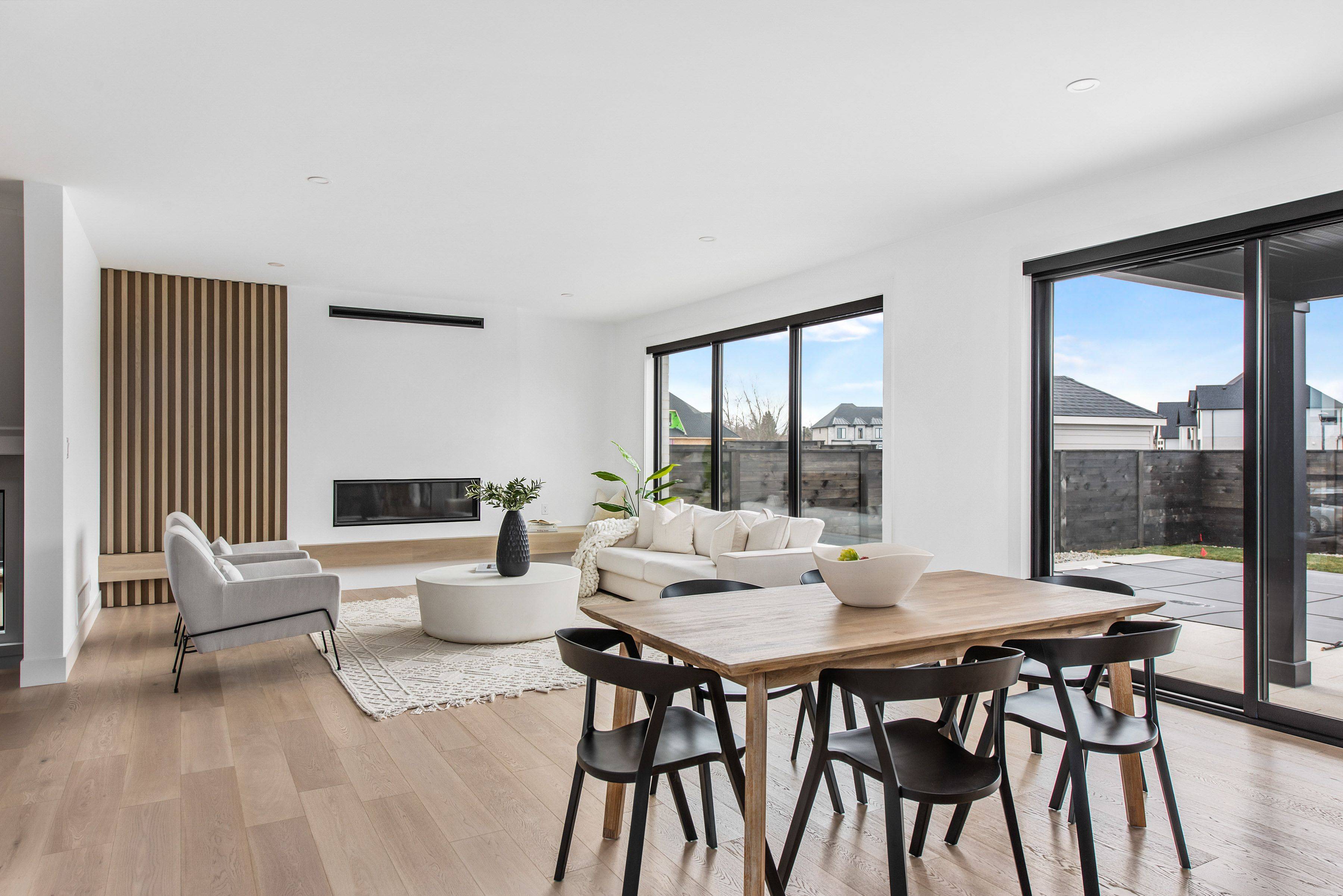 102 Silver Maple CIR, Thames Centre, ON N0M 2P0